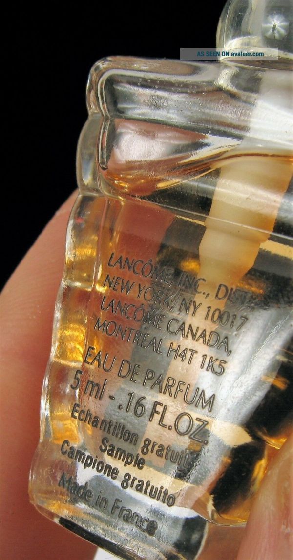 Pendentif Vintage Lancôme Paris En Métal Doré - Forme Triangle, Thème Parfumeur, Occasion