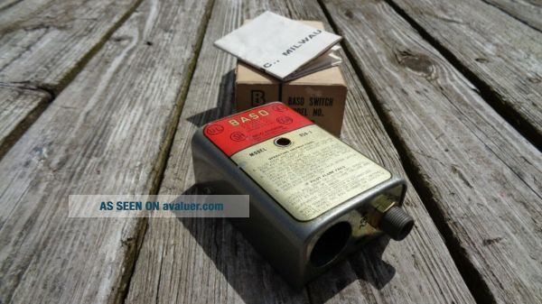 Baso Pilot Safety Switch Model No 850 1 R Antique | #28542711