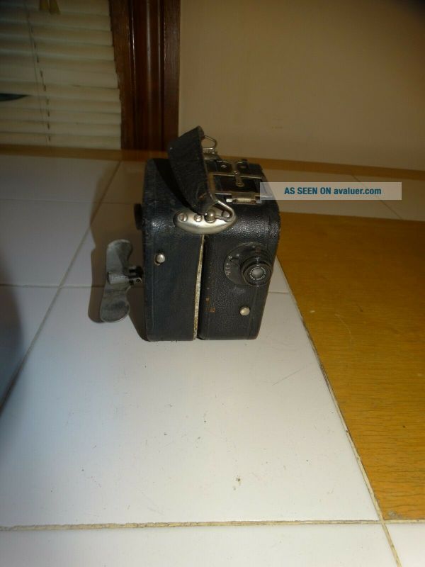 Vintage 1920s Pathex Baby Hand Crank Cine Movie Camera