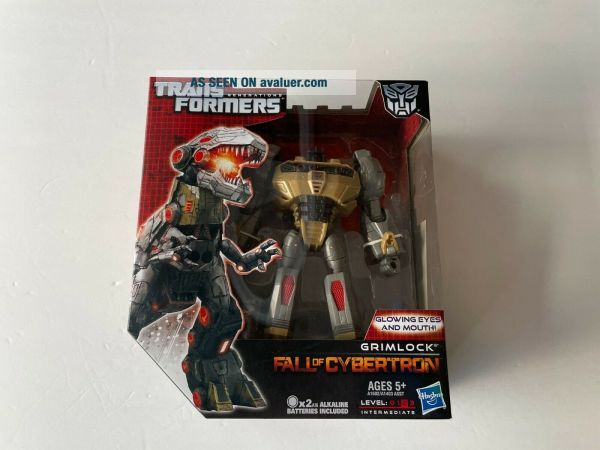 Hasbro Transformers Fall of Cybertron Voyager Grimlock In-Hand Images Show Lighting Effects