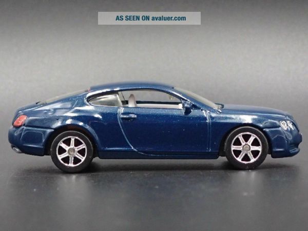 2016 Bentley Continental GT LHD Burgundy 1/18 Diecast Model Car by main image 0