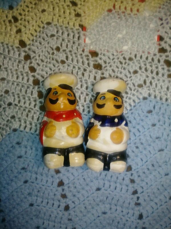 SET OF VINTAGE CERAMIC ITALIAN CHEF SALT AND PEPPER SHAKERS | #52253726