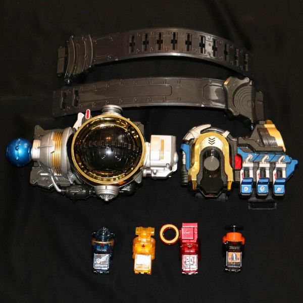 Kamen Rider DX Fourze Driver Belt & Astro Switch Set 1-40 – Bandai